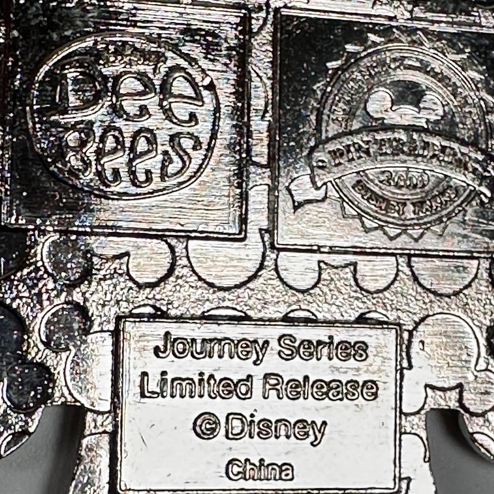 Disney Pin DeeBees Journey Series Astronaut Alien Spacee PP75396 Limited Release - Picture 3 of 7